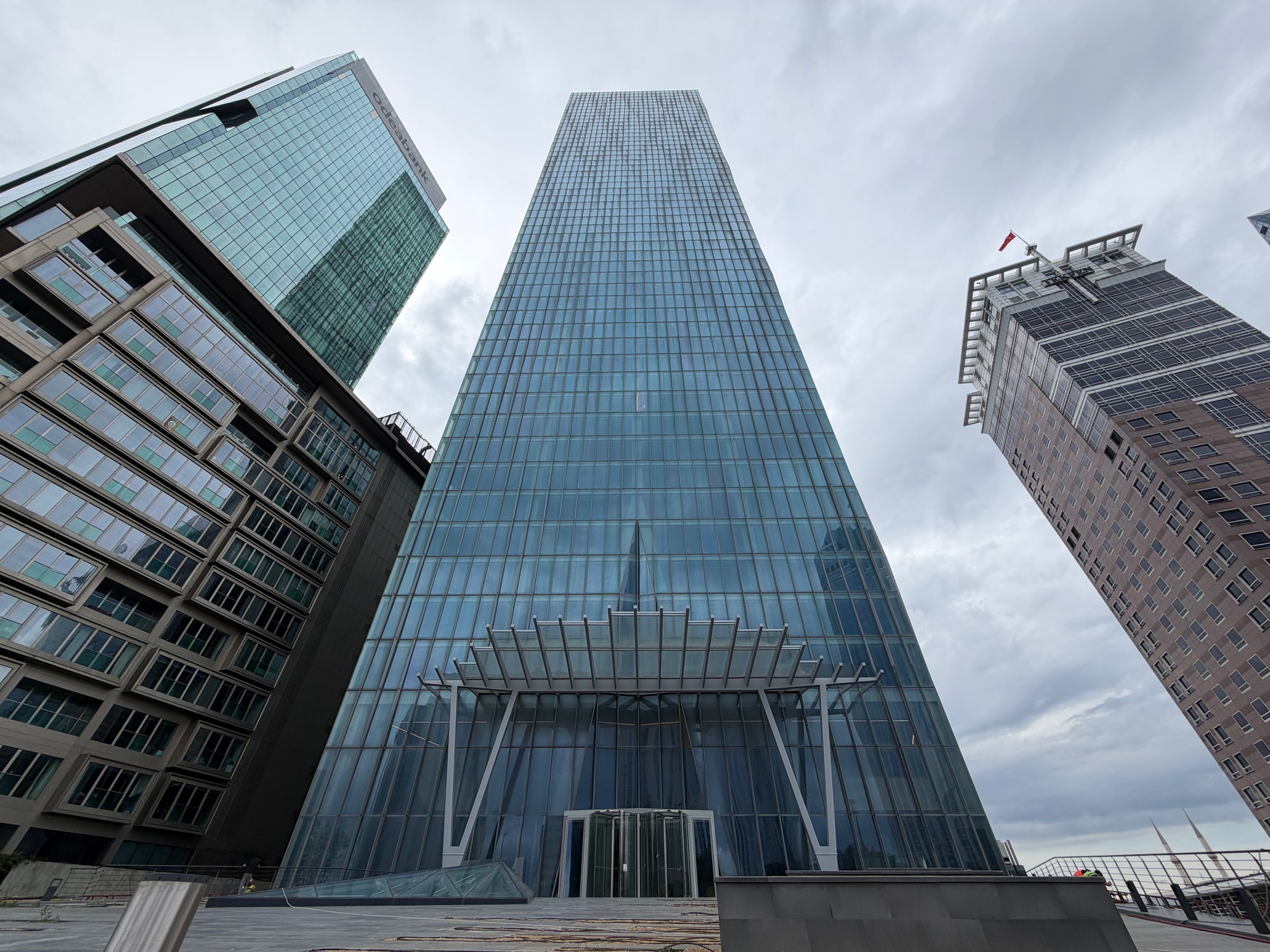 İstanbul Tower Levent dış cephe görünümü